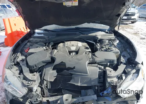 2014 Maserati Ghibli z USA, uszkodzony, nr VIN ZAM57XSA7E1103509